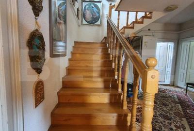 Casă cu 6 camere cu Teren 2387 Mp în Central - 10