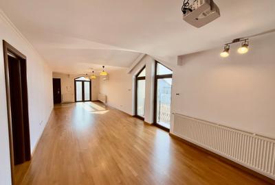 Pantelimon-Cernica/ Vilă P+2, Vizavi de Pădure-384 mp, Teren 533 mp/ Comision 0% - 50