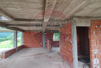 Casa de vacanta cu 6 camere de vanzare Suncuius - 4