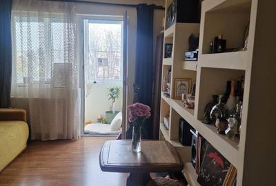 Apartament cu 2 camere decomandat în Vest - 2