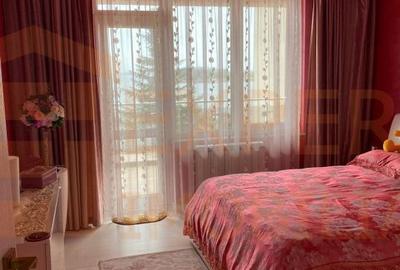 Casă cu 7 camere cu Canalizare în Central - 7