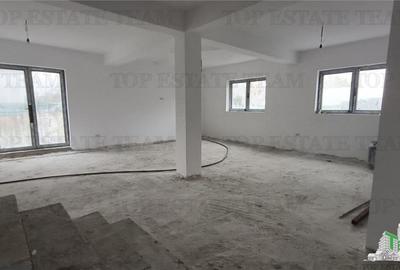 Casa de vanzare cu perete individual - Intimitate si confort garantate! - 20