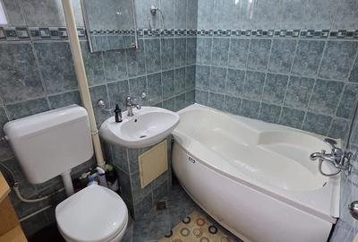 Garsonieră decomandată în Alfa - 1
