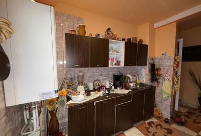 Apartament  2 camere, decomandat, etaj 1, zona Liceul de Muzica Apartament  2 camere, decomandat, etaj 1, zona Liceul de Muzica - 5