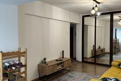 Apartament cu 2 camere decomandat în Păcurari - 2