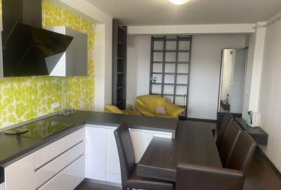Apartament cu 3 camere decomandat în Central - 2