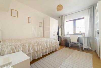 Apartament cu 4 camere în Mărăști