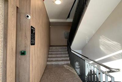 Apartament cu 2 camere semidecomandat, mobilat în Tractorul - 18