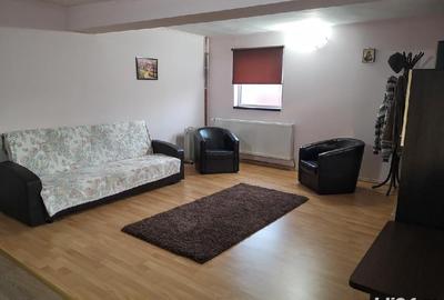 Casă cu 10 camere cu Teren 1500 Mp în Săcueni - 4