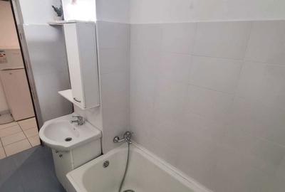 Apartament cu 2 camere semidecomandat în Dacia
