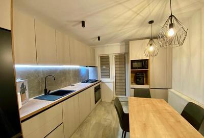 Apartament 2 camere de lux,decomandat, etaj 1, zona Decebal - 10