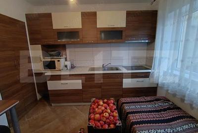 Casa cu 3 camere ?i un teren de 600 mp - 3