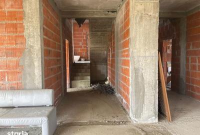Casă cu 4 camere cu Teren 1800 Mp în Orașul Nou - 4
