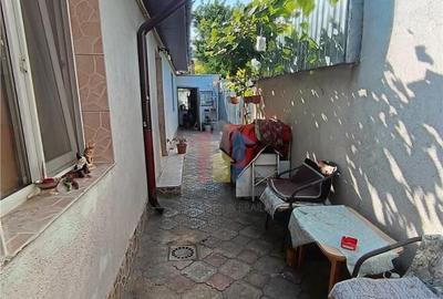 Casa, zona Chercea, constructie BOLTARI, anul 2000 - 12