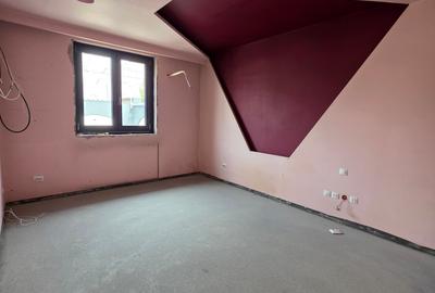 Duplex cu 5 camere în Giulești