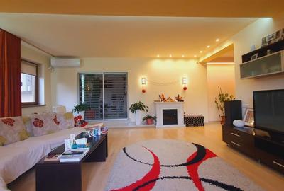 Casă individuală cu 7 camere cu Canalizare în Dobroești - 4