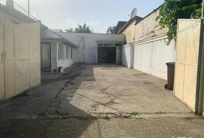 Casă cu 6 camere cu Teren 500 Mp în Giulești