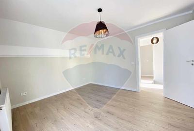 Casa de vanzare! - 2