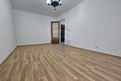 Apartament cu 2 camere decomandat în Gorjului - 2