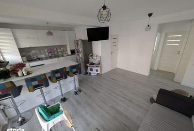 Apartament cu 4 camere semidecomandat în Central - 3