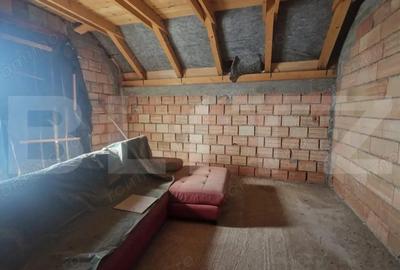 Casă cu 5 camere cu Teren 800 Mp în Tărlungeni - 9