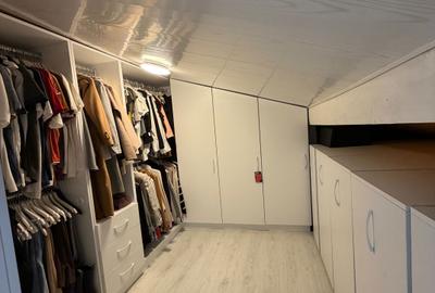 Apartament cu 3 camere decomandat în Central - 2