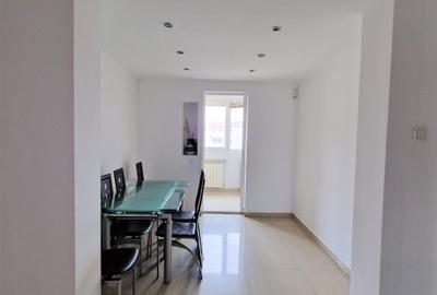 Apartament cu 3 camere semidecomandat în 1 Decembrie 1918 - 3