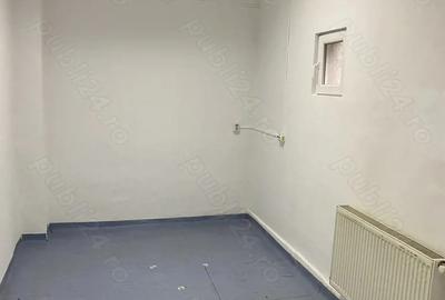 Spațiu comercial, de 40 mp, în Central - 7