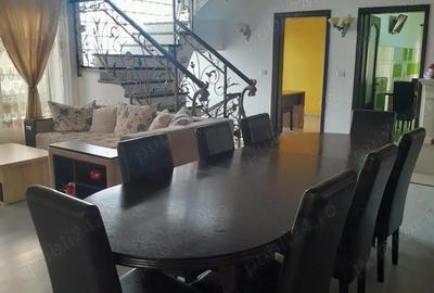 Casă cu 5 camere în Central - 1