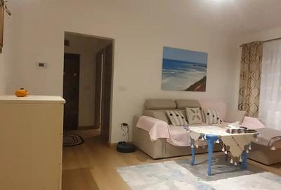 Vand apartament 4 camere in Moine?ti - 1