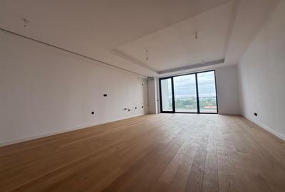 Apartament cu 3 camere semidecomandat în Floreasca