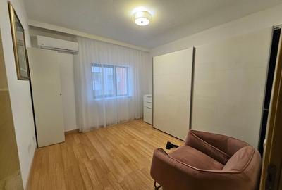 APARTAMENT 3 CAMERE, CU VEDERE LA LAC! - 4