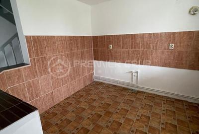 Casă individuală cu 5 camere cu Canalizare în Lunca Cetățuii - 2