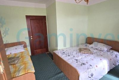 Casă individuală cu 11 camere cu Teren 781 Mp în Pietroasa - 7