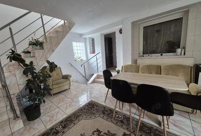Casă cu 5 camere cu Teren 158 Mp în Central - 7