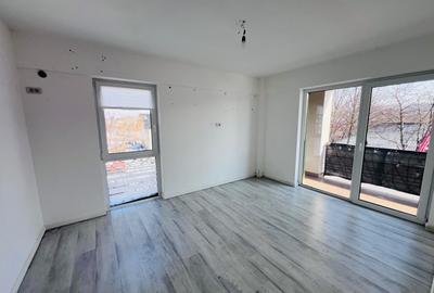 Apartament cu 2 camere decomandat în Cug - 6