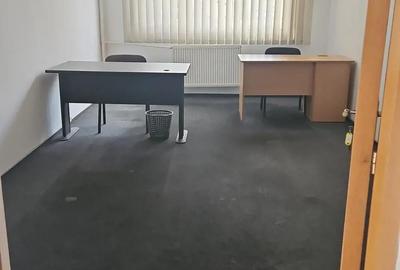 Spațiu comercial, de 20.5 mp, în Titan