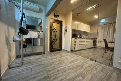 Propietar vand apartament 3 camere decomandat, confort 1 - 1