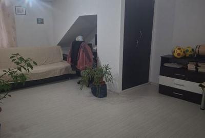 Casă cu 3 camere cu Teren 20 Mp în Central - 8