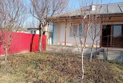 Casă cu 2 camere cu Canalizare în Socrujeni - 2