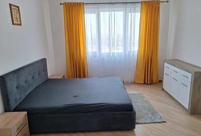 Apartament cu 2 camere semidecomandat, mobilat în Florești