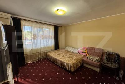 Casă cu 6 camere cu Teren 2500 Mp în Central - 11