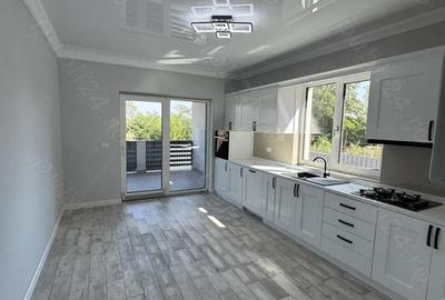 Casă cu Teren 700 Mp în Horia - 9