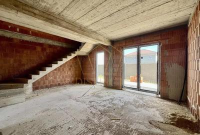 Casă cu 3 camere cu Teren 150 Mp în Giroc