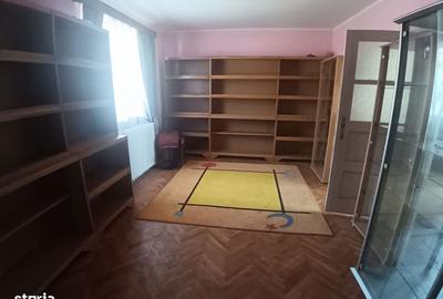 Casă cu Teren 267 Mp în Central - 11