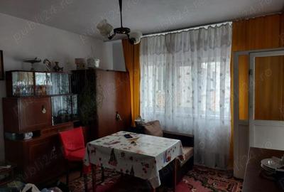 Garsonieră decomandată în Central - 10