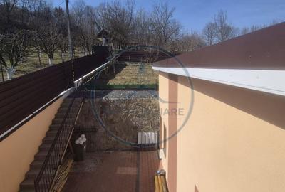 Casă cu 5 camere cu Teren 462 Mp în Central - 12