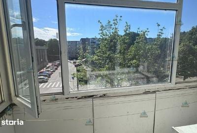 Apartament cu 3 camere semidecomandat în Central - 16