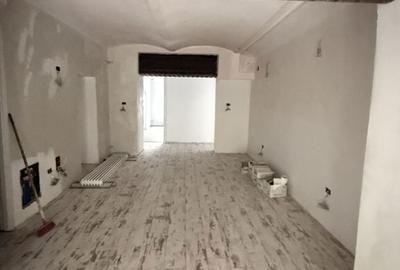 Apartament cu 3 camere decomandat în Exterior Vest - 5