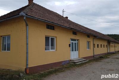 Spațiu comercial, de 600 mp, în Rișca - 3